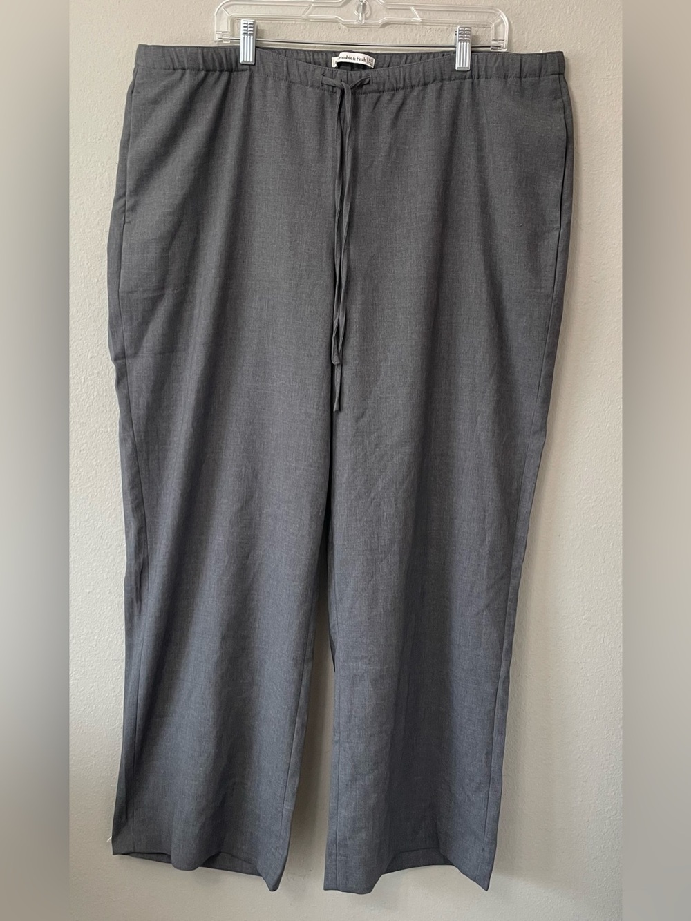 Abercrombie & Fitch Gray Pull-On Wide Leg Pants Women’s XL Regular